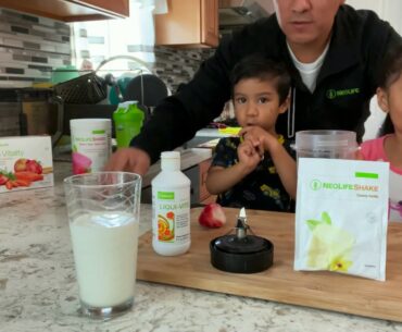 Kid Approved Breakfast: NeoLifeShake Smoothies!