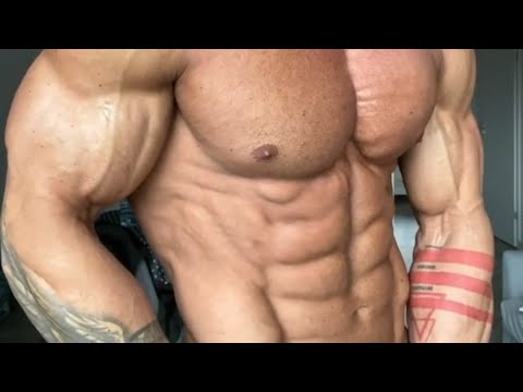 Muscle guy flex his abs