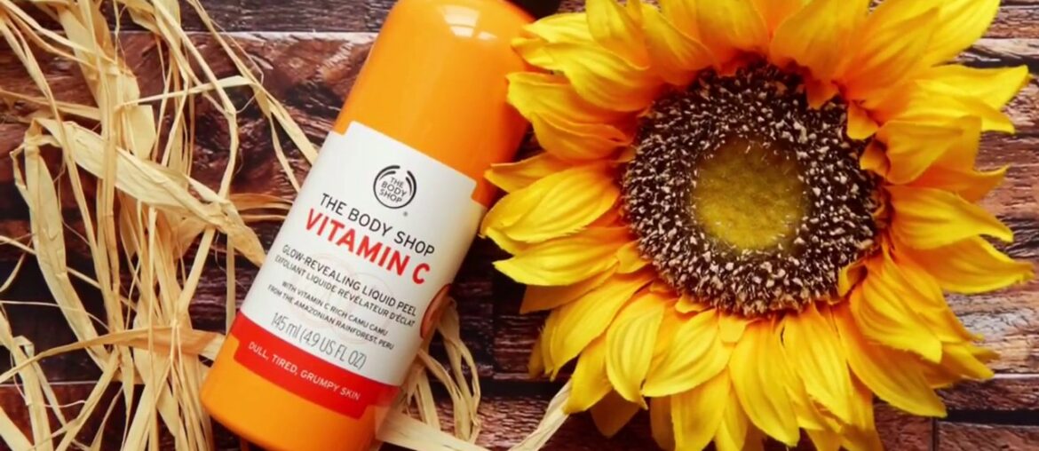 the bodyShop VITAMIN C Liquid glow revealing peel feet, review,  DEMONSTRATION ,beauty tips!!