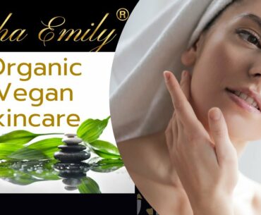 Organic Skincare by Aisha Emily - Hyaluronic Acid - Retinol - Vitamin A,C &E - Aloe Vera - Bio Oil