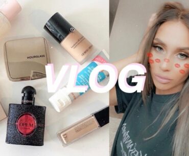 Random Vlog- Reviewing New Makeup & Dying My Hair Brown?!