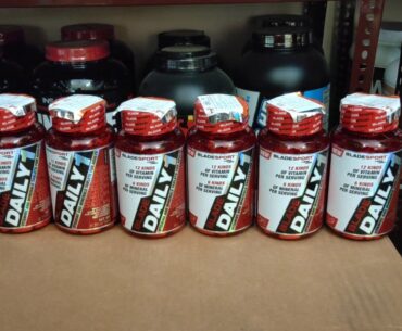 Blade Sport Daily 1 Multi vitamin Review | Made in Europe