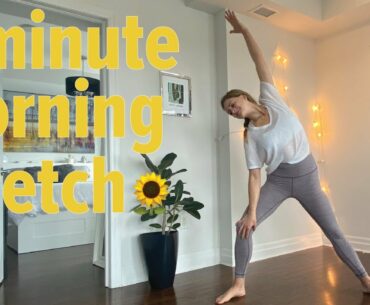 5 Minute Morning Stretch w/ Stephanie Karlovits EP 26