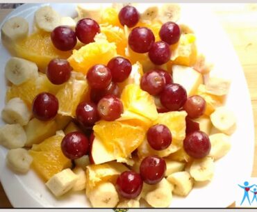 Healthy and easy fruit salad rich in vitamin C to boost your immune system.