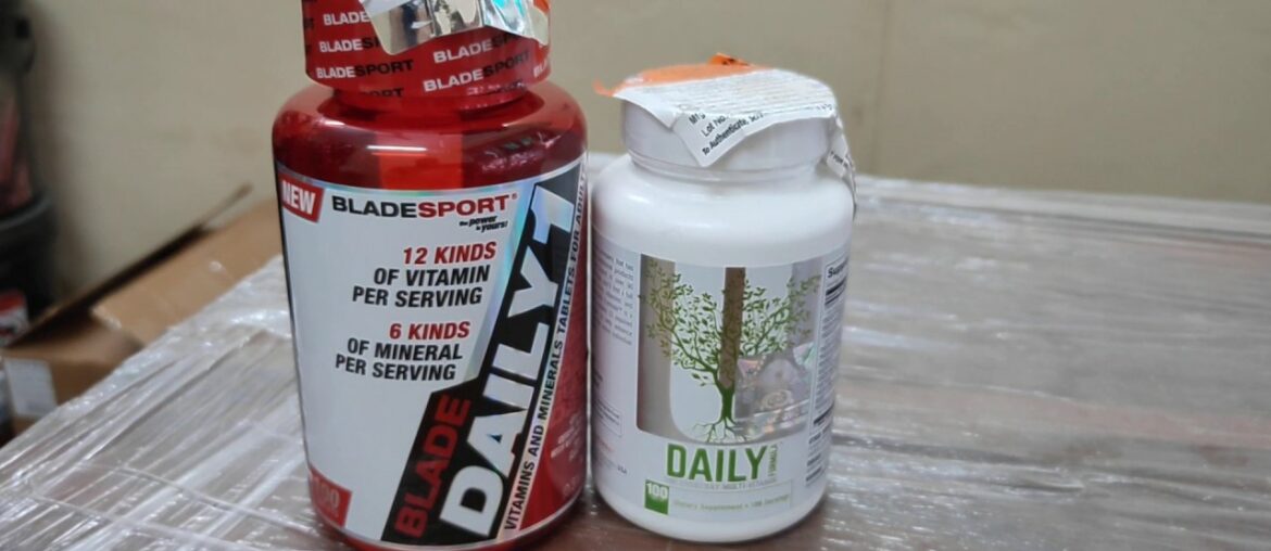 Blade Sport Daily 1 vs Universal Nutrition Daily Formula