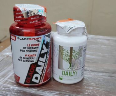 Blade Sport Daily 1 vs Universal Nutrition Daily Formula