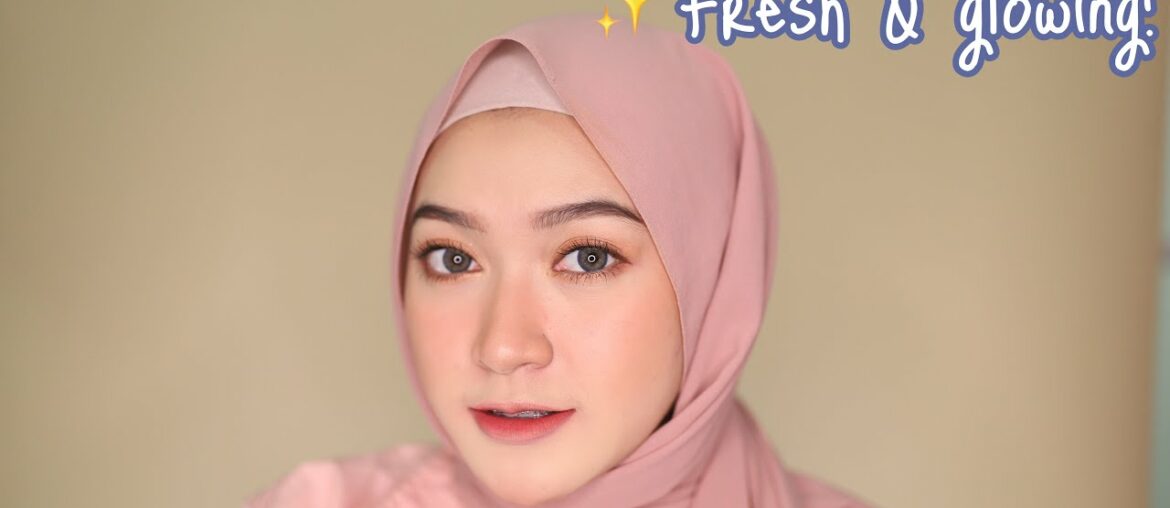 TUTORIAL GLOWING MAKEUP PAKAI MARINA GLOW READY | saritiw