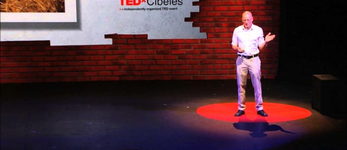 Reshaping the immune system: Moises Velazquez-Manoff at TEDxCibeles