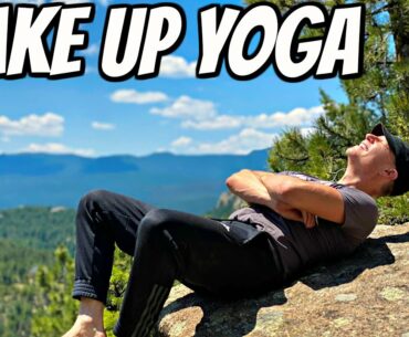 WAKE UP MORNING YOGA STRETCH | 15 Min Sunrise Energy Flow - Sean Vigue Fitness