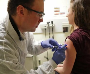 Poll: Only 4 in 10 Arizonans willing to take COVID-19 vaccine