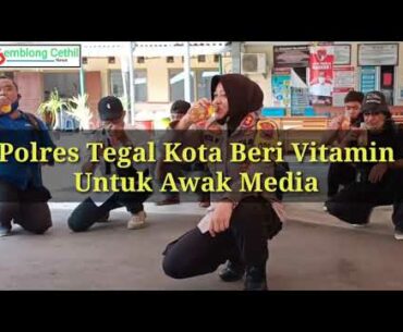 Polres Tegal Kota Beri Vitamin Untuk Awak Media - "Vitamin Teka, Corona Lunga"