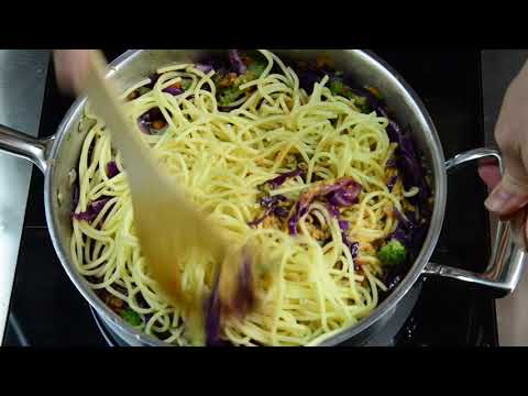 Thai Veggie Peanut Noodles