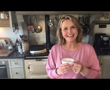 Vitamin C and immunity with Dr Larisa Corda | Liz Earle Wellbeing