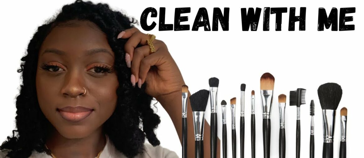 HOW TO CLEAN MAKEUP BRUSHES + My Tips and Tricks| Beauty By Diamond