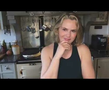 Pilates and fitness updates with Liz Earle | Liz Earle Wellbeing